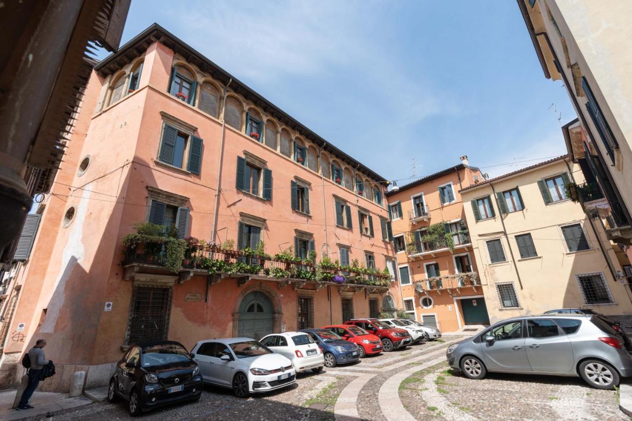 Romeo And Juliet Apartments Verona Exterior foto